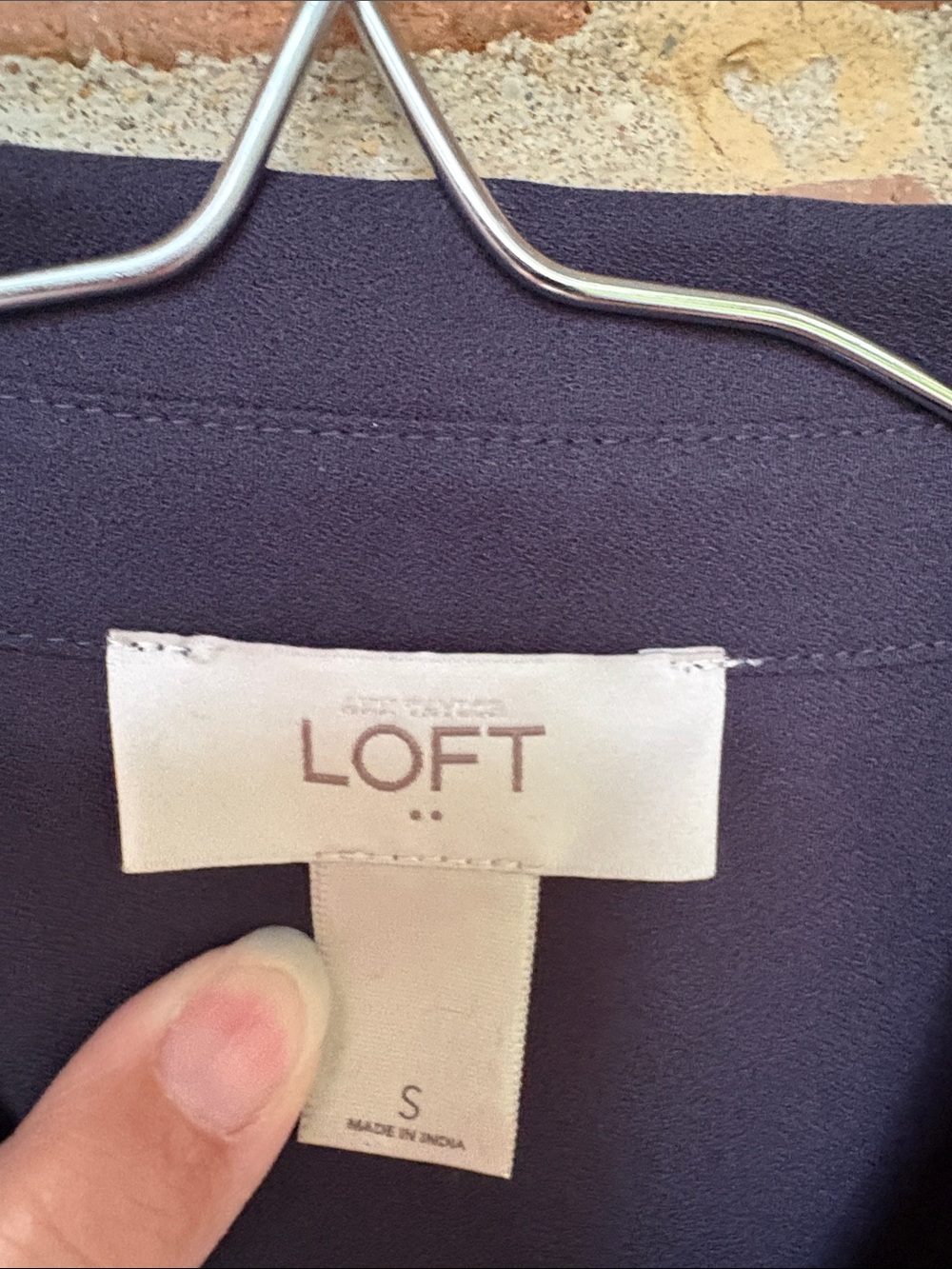 EUC Sz S LOFT Navy Sleeveless Button-Down Top with Jeweled Collar - Picture 2 of 4